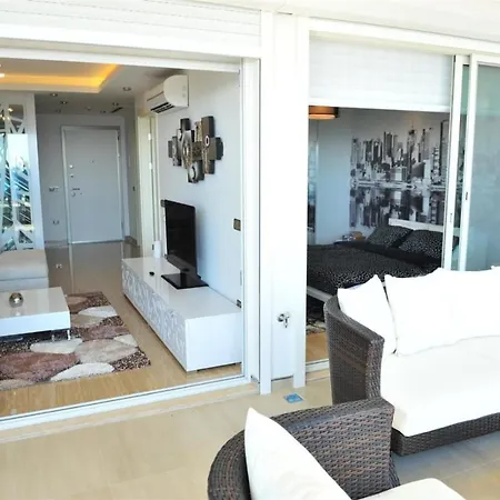 Luxurious Home With Jacuzzi And Magnificent Sea View Near Beach In Antalya Апартаменты